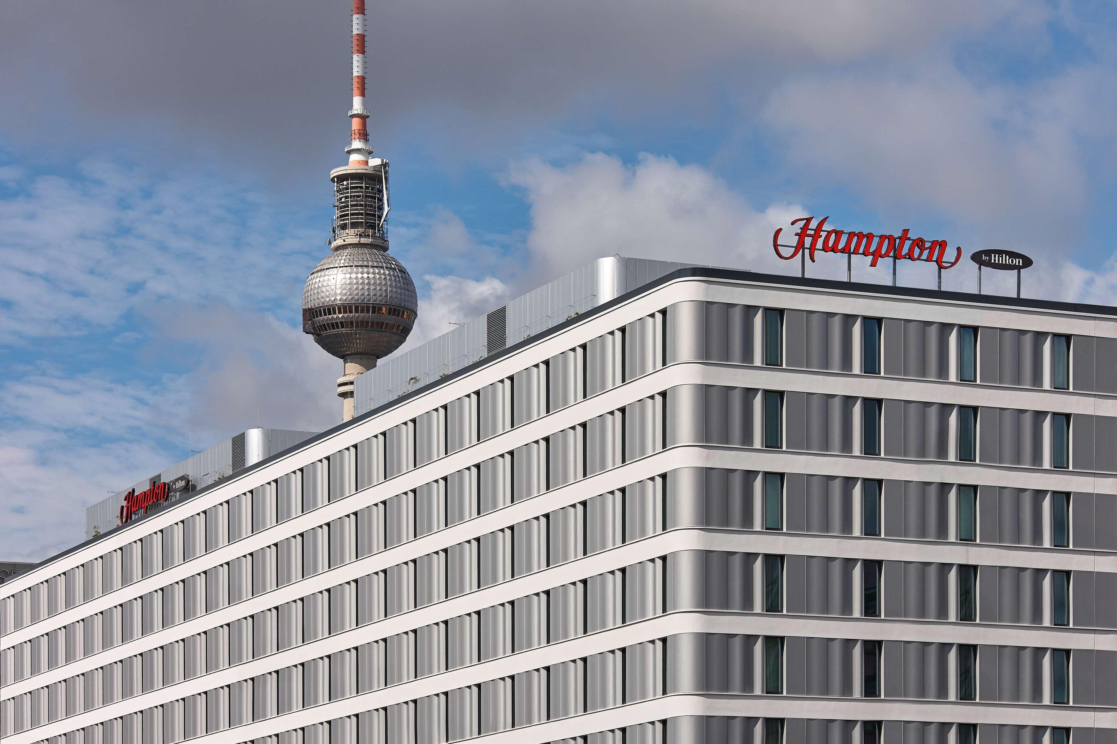 Hampton By Hilton Berlin City Centre Alexanderplatz — Fotos 1